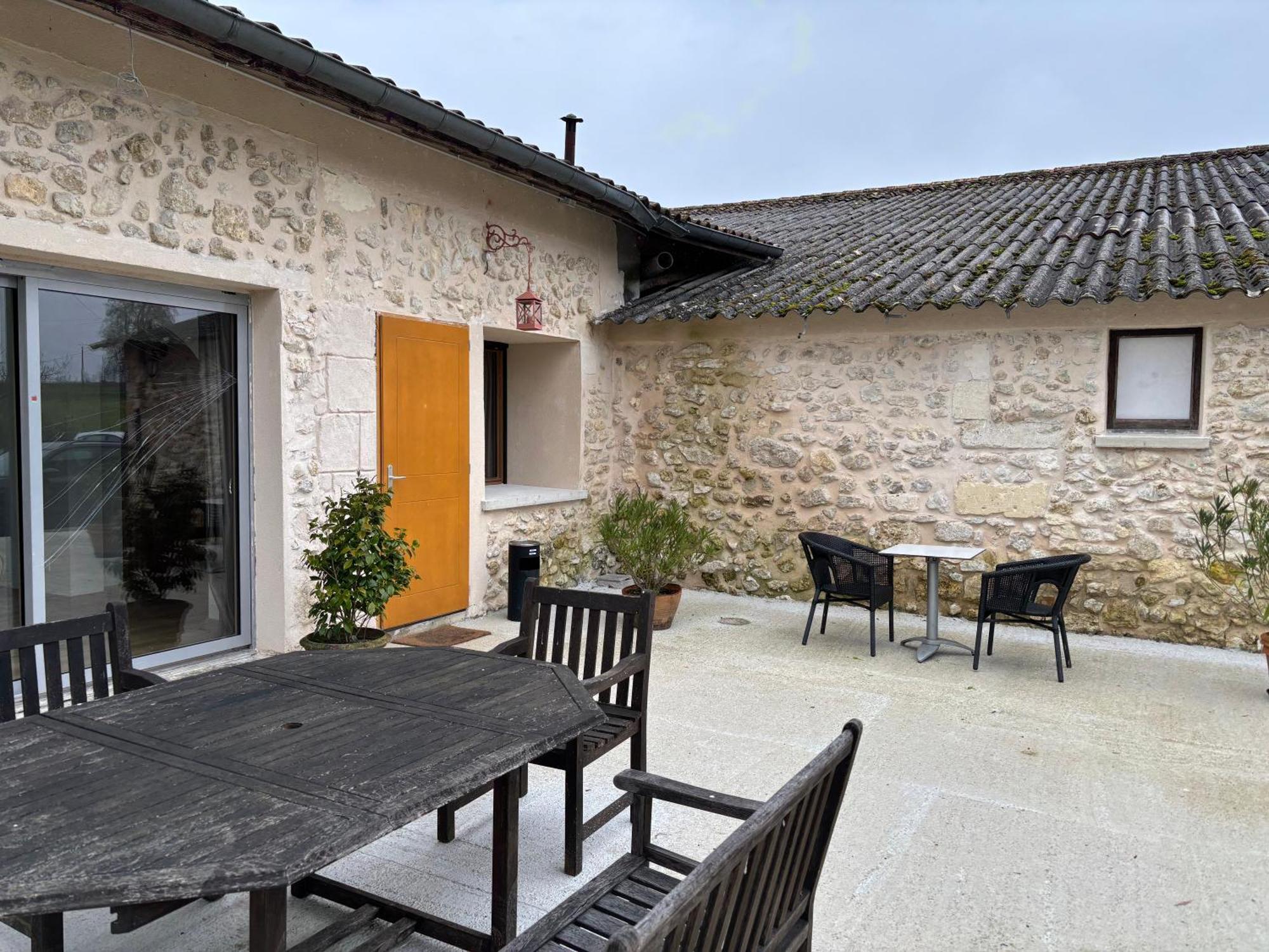 Fantastic Petit Beauval Hotell Saint-Sulpice-et-Cameyrac Exteriör bild